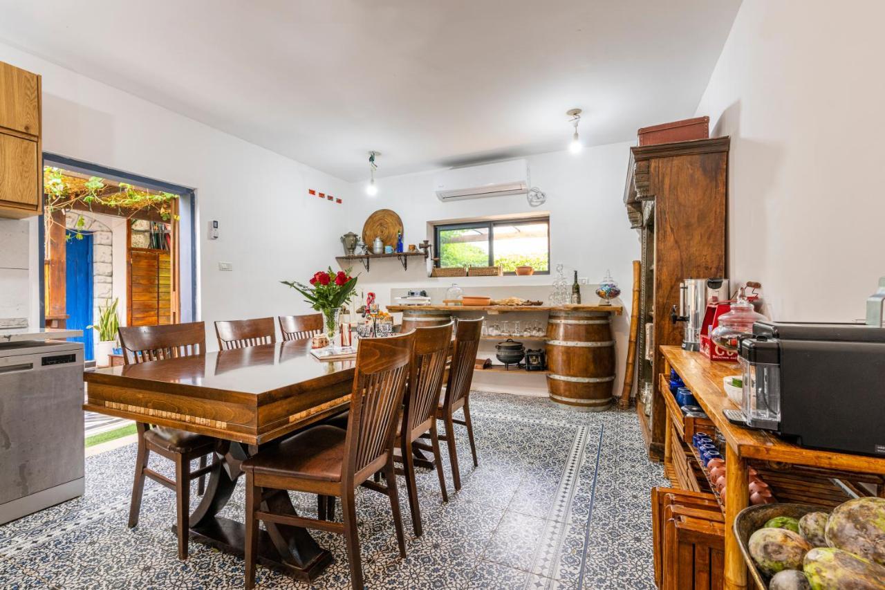 Ahuzat Shaul Seaside Bed & Breakfast Hadera Exterior photo