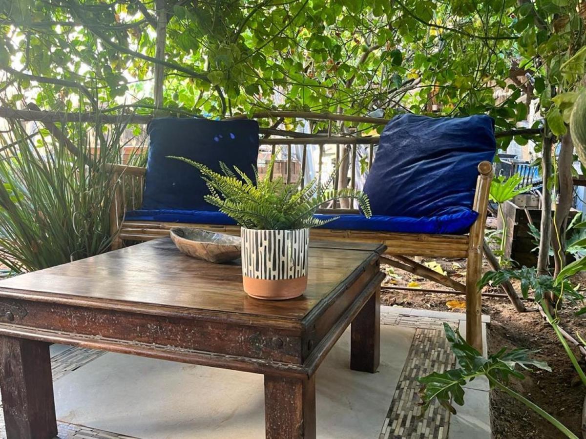 Ahuzat Shaul Seaside Bed & Breakfast Hadera Exterior photo