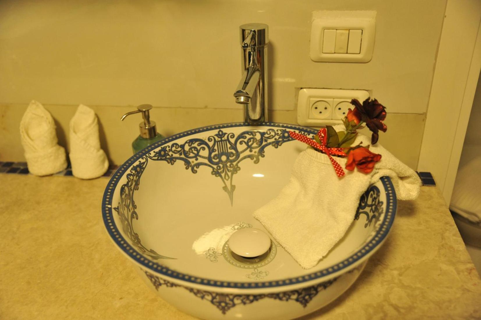 Ahuzat Shaul Seaside Bed & Breakfast Hadera Exterior photo
